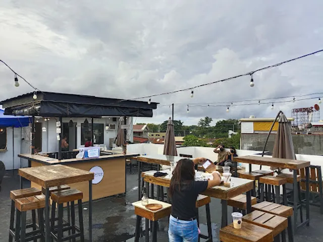 ROOFTOP Café Bar