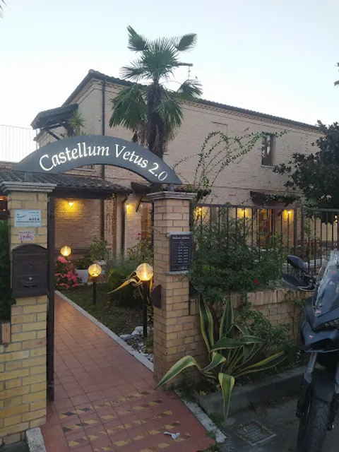 Pizzeria Castellum Vetus 2.0 Di Simone Pomante