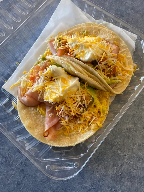 Park Newport Market Liquor & Cafe