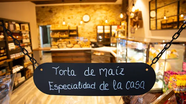 Panadería La Esquina