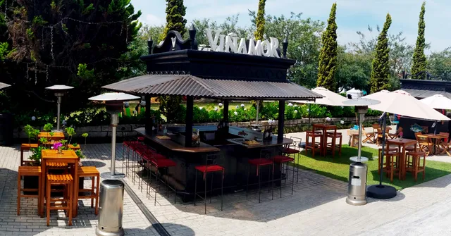 Viñamor • Cayalá