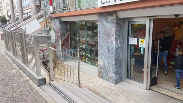 Centro Commerciale Idea Snc