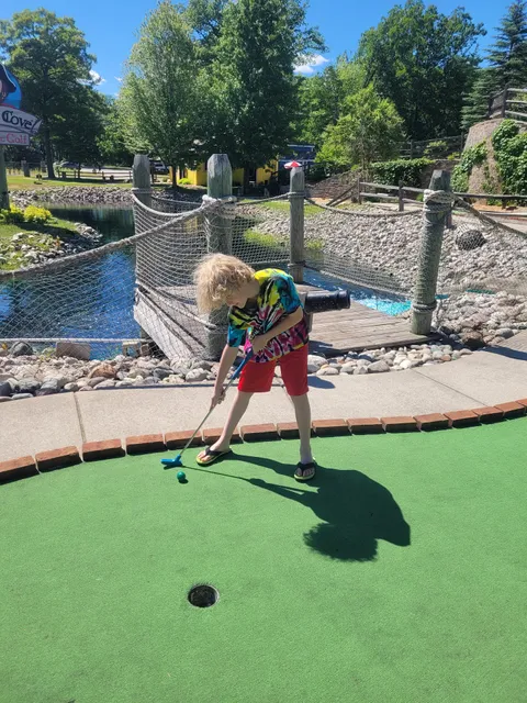 Pirate's Cove Adventure Golf