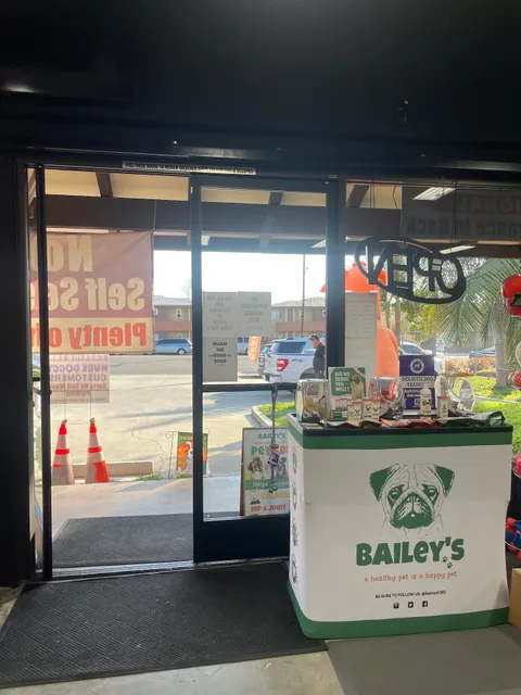 Murk Doggy Pet Food & Supplies