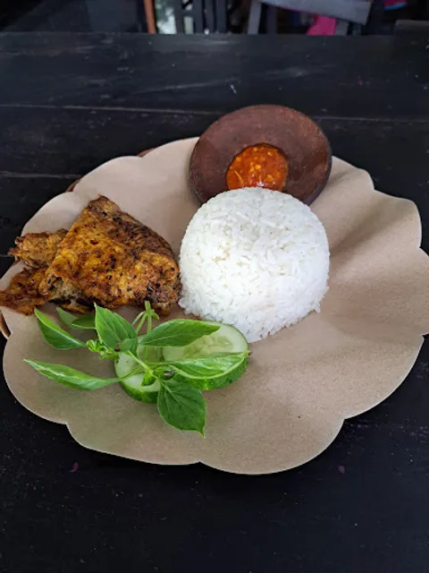 DAPUR NGANGENI ꧋ꦣꦥꦸꦂꦔꦔꦺꦤꦶ