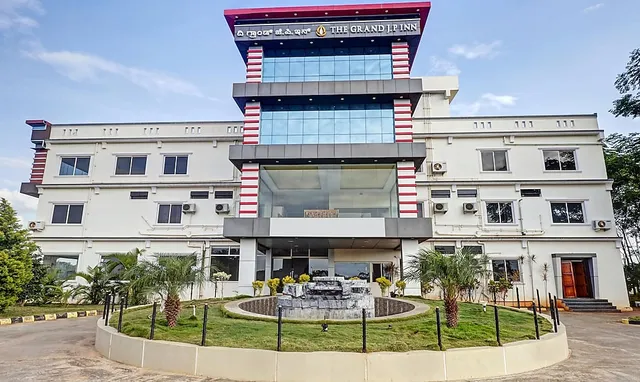 GRAND JP INN (Near 2 km from Gundlupet bus stand)