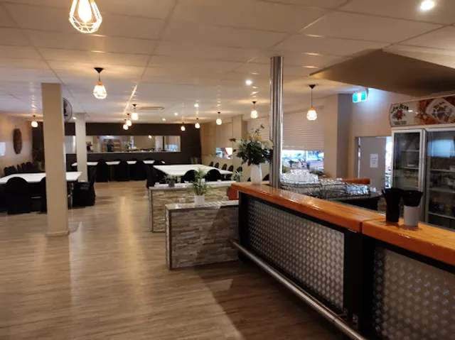 Dal Mondo Restaurant & Function Centre