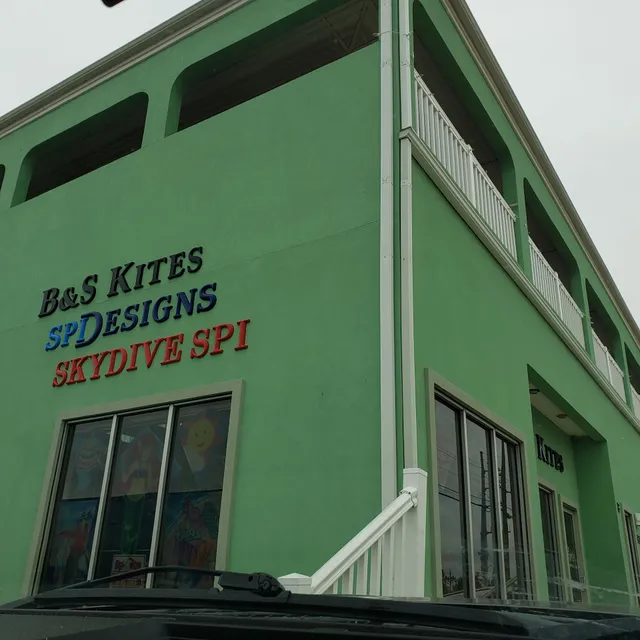 B & S Kites