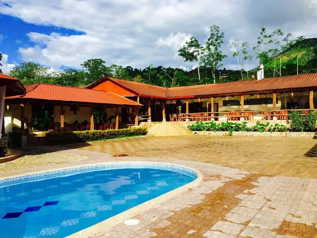 Hosteria Tierra Dorada