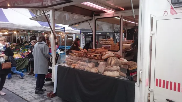 Market Parvis Saint-Gilles