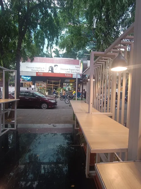 GATTI CHUTNEY-KOREGAON PARK