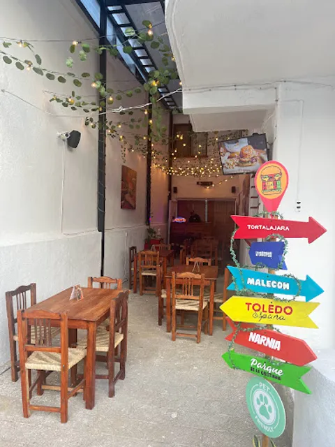 Punto Munch | Restaurante de Hamburguesas y Snacks