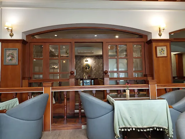 Chiayi Rose Garden 24H