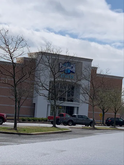 Crunch Fitness - Fairless Hills