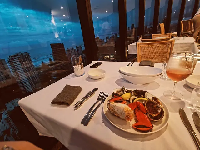 Horizon Sky Dining