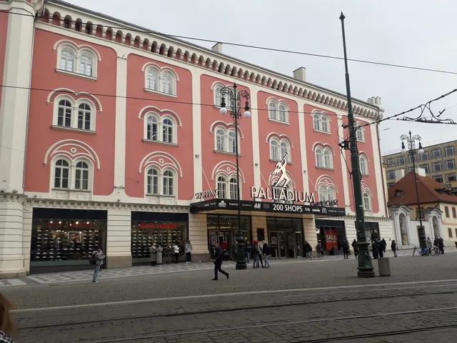 Pizza Hut Praha OC Palladium