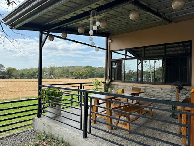 Delterros Grill House Restaurant