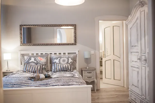 Cherry House Apartments