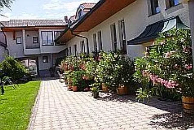 Gästehaus-Weingut Hildegard und Hans Gangl