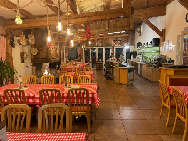 Pause - Cafe - Bar - Restaurant