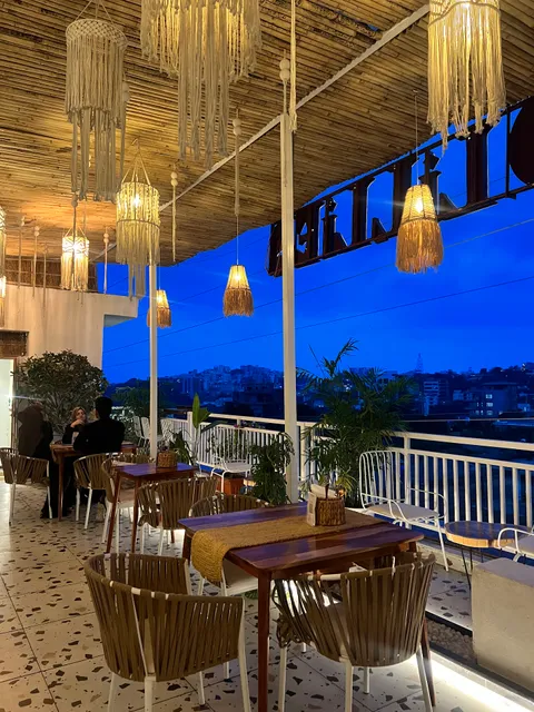 Lillie’s - The Boho Cafe