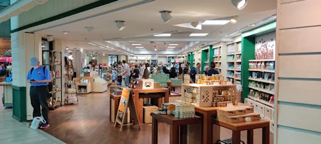 Sammy's Beach Bar & Grill