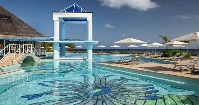 Sandals Regency La Toc