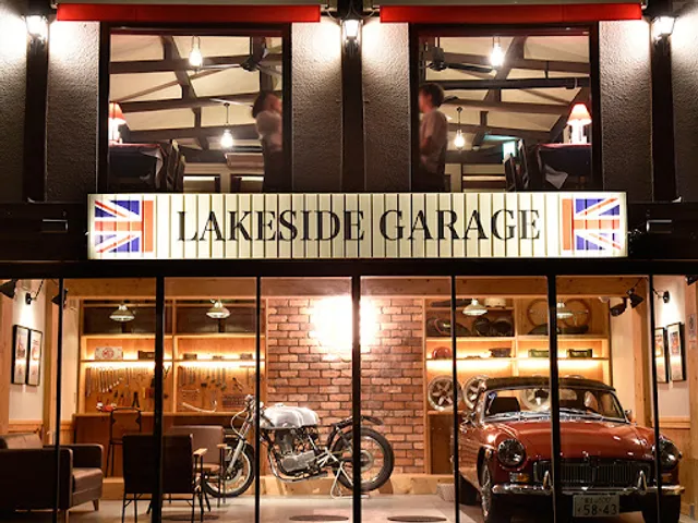 Ma Maison West Lake store