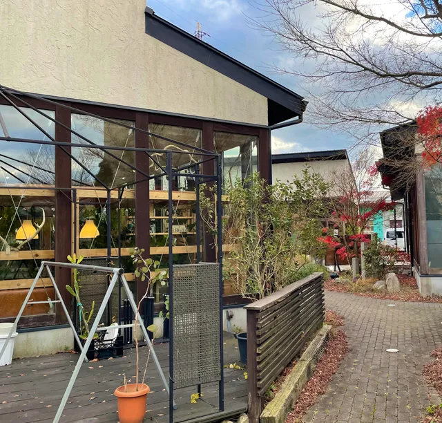 プロムナード青山