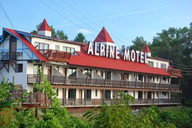 Alpine Resort Burkesville