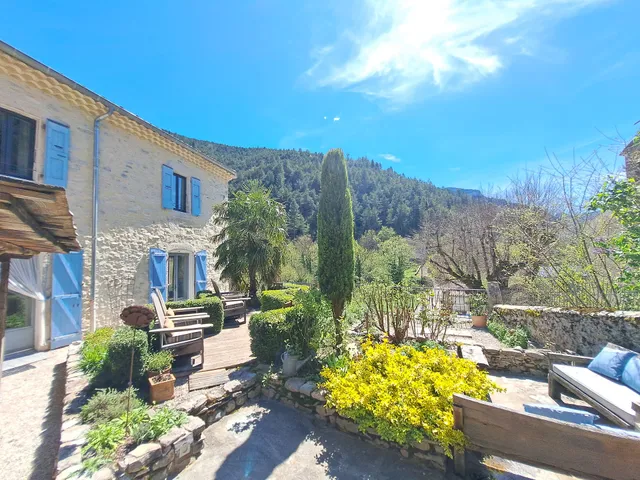 Le Sareymond, Chambres et table d'hôtes