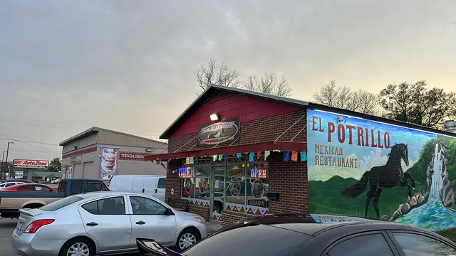El Potrillo Mexican Restaurant