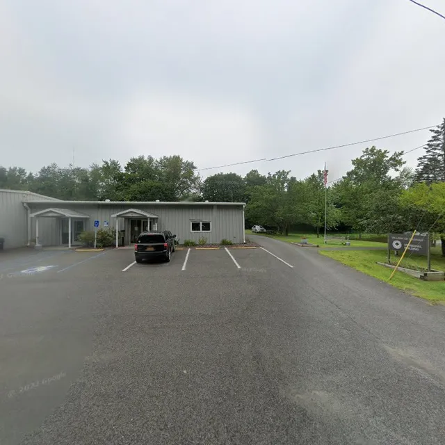 Nassau Village Garage