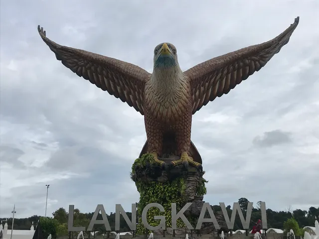 Eagle Sculpture