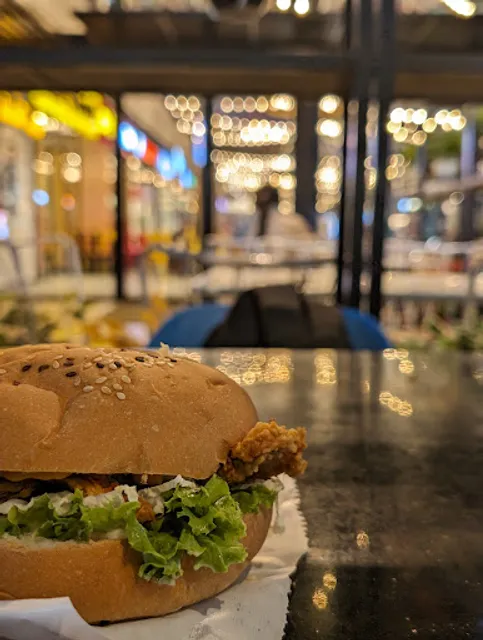 Cheesy Juicy Burgers