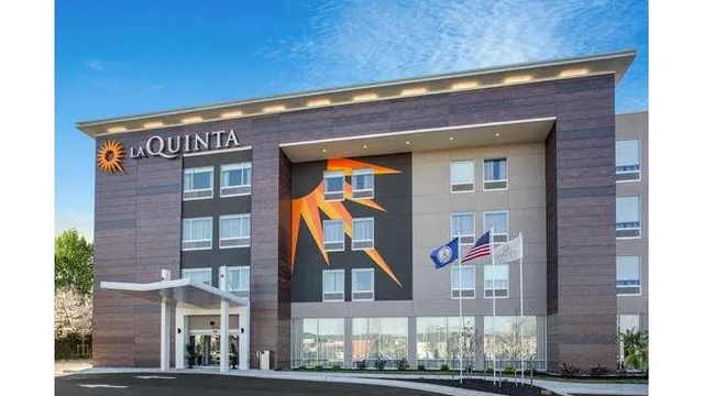 La Quinta Inn & Suites by Wyndham Manassas Va-Dulles Airport