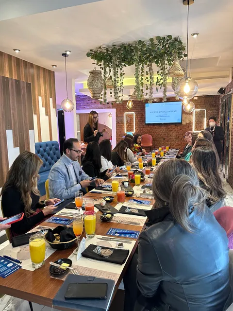 K Cocina Fusión by khuyay