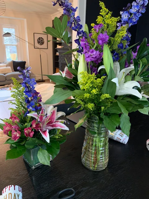 GEFKEN FLOWERS & GIFT BASKETS