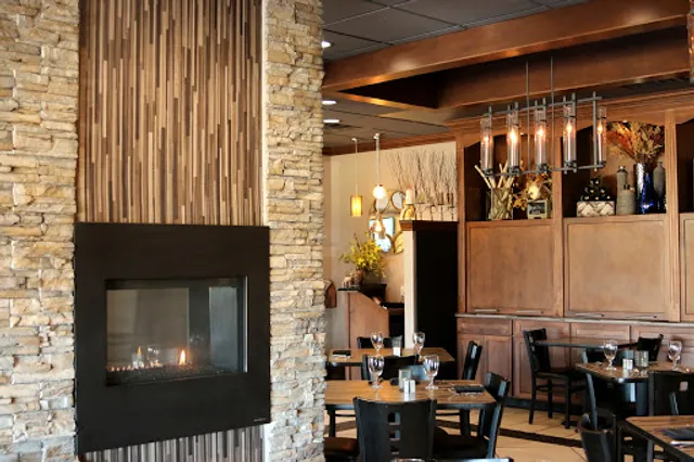 Brick House Bar & Grill