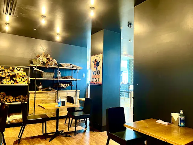 本気の薪焼きステーキ 御殿場プレミアムアウトレット店