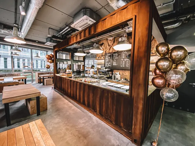 Cukiernia Kawiarnia DESEO Suwak 3 Warszawa