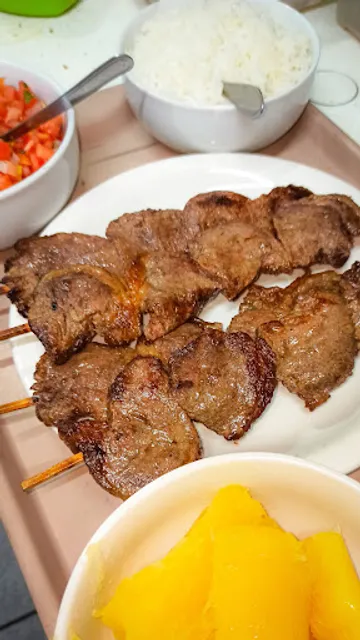 Bora Lá Restaurante e Petiscos