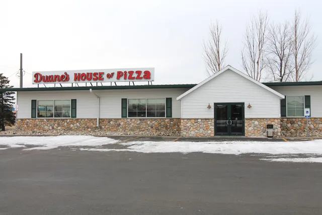 Duane's House of Pizza - Moorhead
