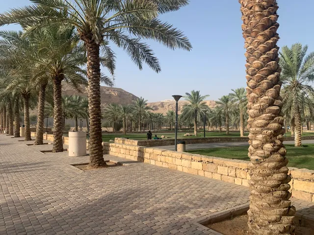 Wadi Hanifa Garden