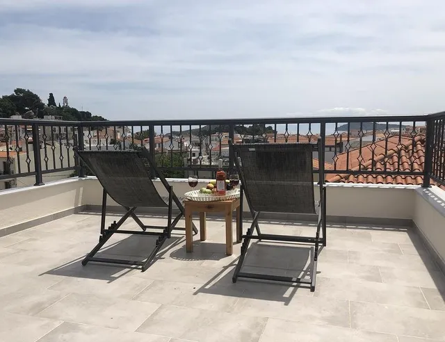 Central Guest House Skiathos