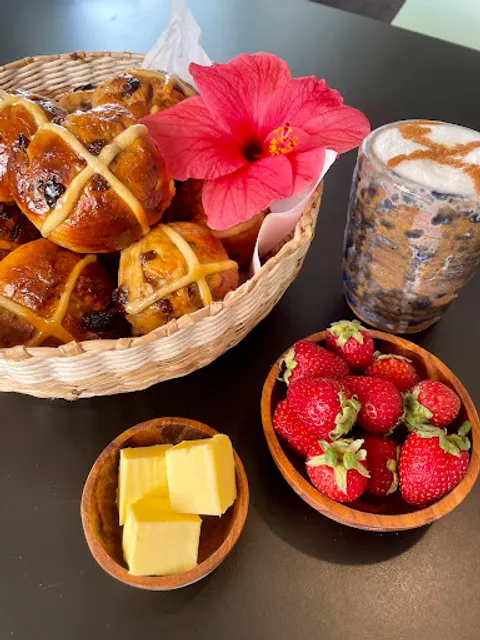 Take a Bite, Café & Bakery