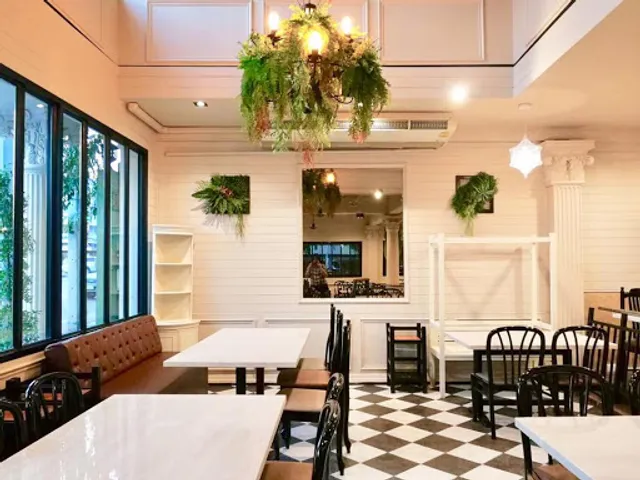 ร้านอาหารมุมตัสซ์ MUMTAS Thai Cuisine