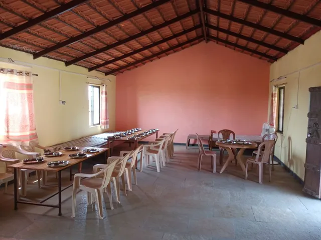 Mohole Wada, Ramshej ( Heritage Hotel and Naturopathy Centre )