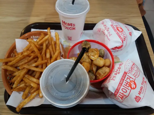 Mom's Touch Sujin Station