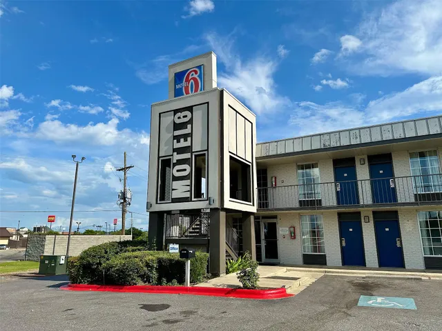 Motel 6 West Monroe, LA